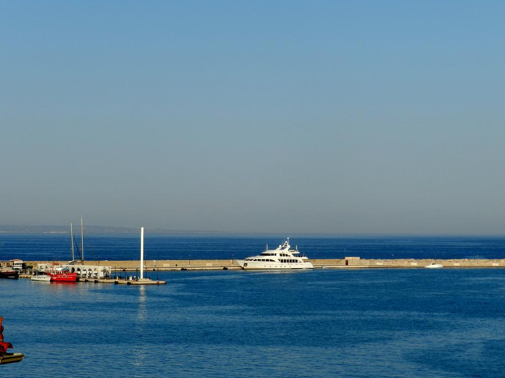 Port View Apartment Kota Zakynthos Bagian luar foto