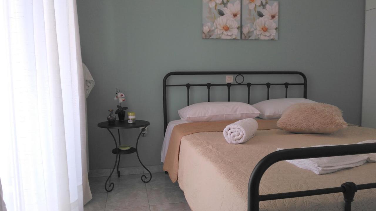 Port View Apartment Kota Zakynthos Bagian luar foto